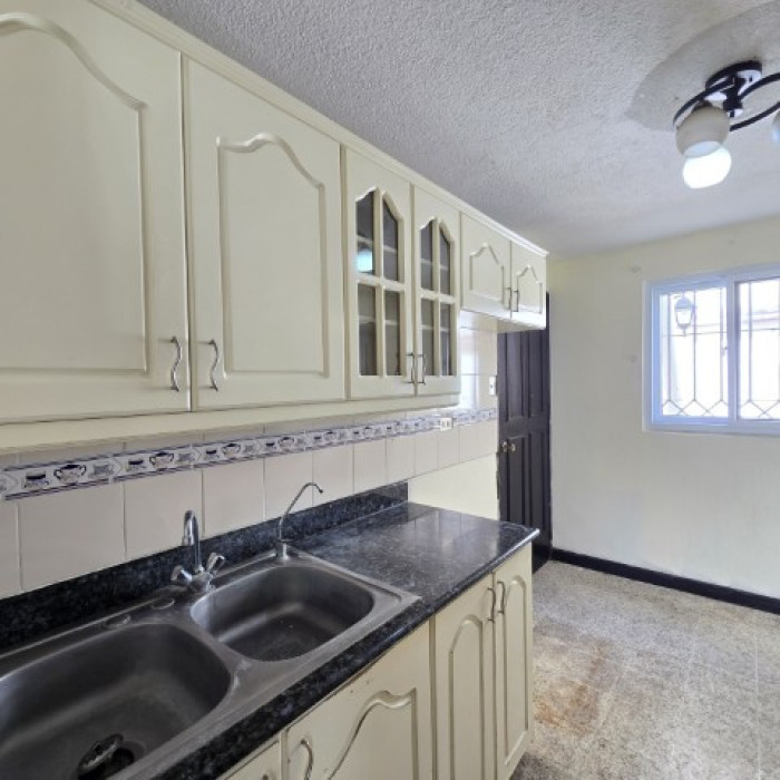 Casa en Venta Zona 12 Colonia Residencial El Bosque - Miniatura 9