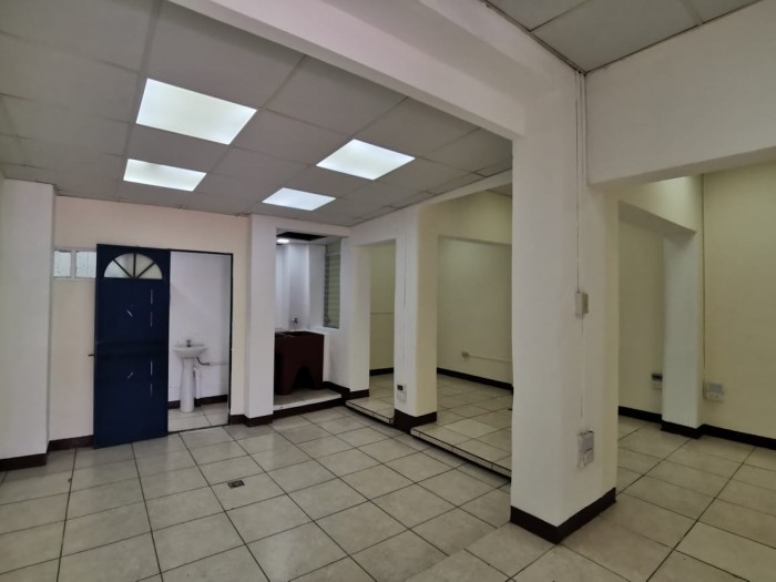 Renta de Casa pequeña para oficina o local zona 10 — foto 4