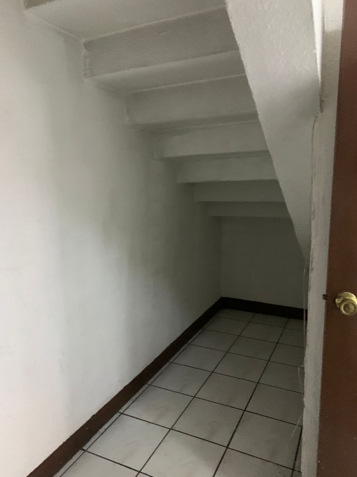 Local en venta y renta en Aguilar Batres Zona 11 Guate - Miniatura 3
