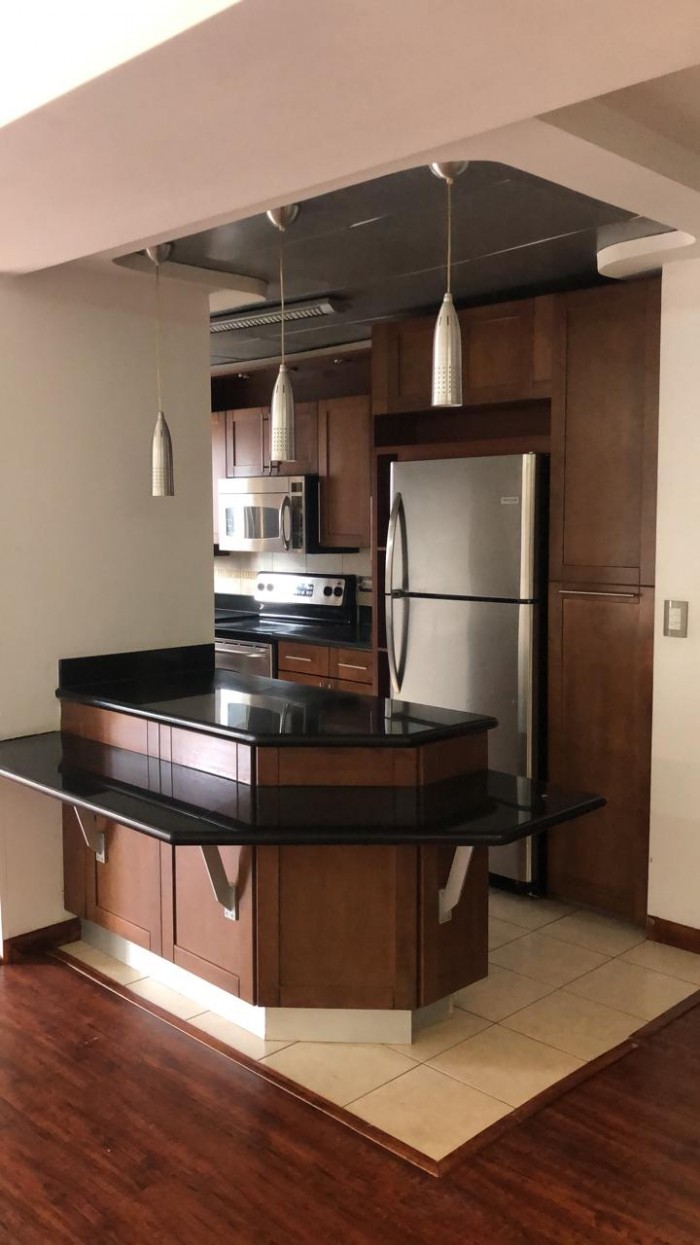 RENTA APARTAMENTO ZONA 14, EDIFICIO VISTA REAL — foto 5