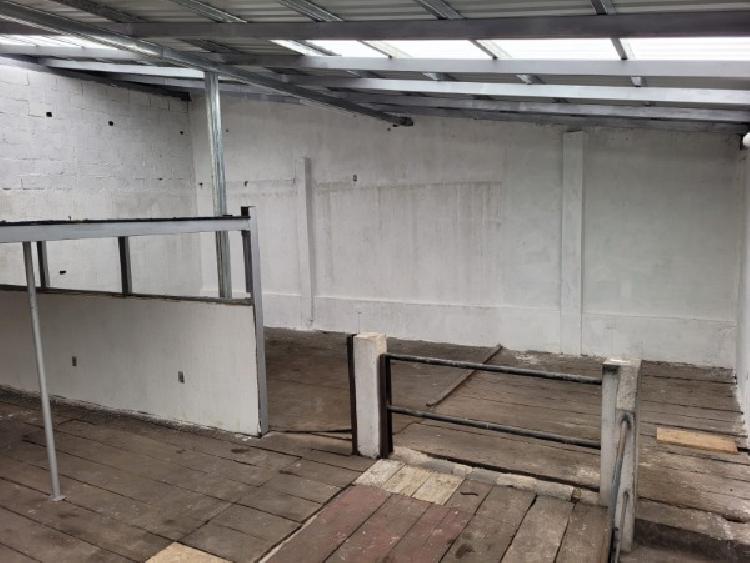 BODEGA EN RENTA A UNA CUADRA DE LA CALZ. ATANASIO TZUL — foto 2