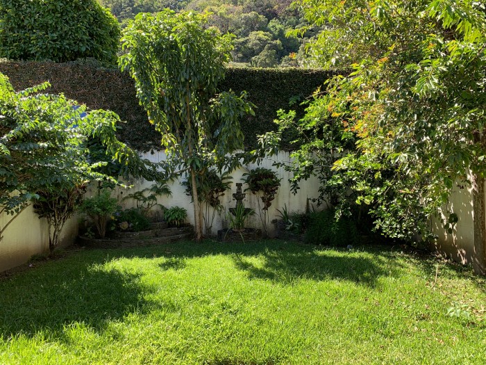 Santa Elena, Res. privado, casa en venta. - 4