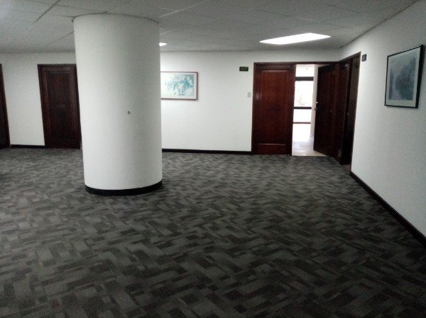 Oficina en renta zona 10 — foto 2