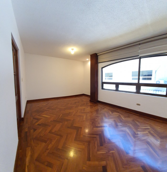 Alquiler de apartamentos en zona 10 Guatemala - Image 1
