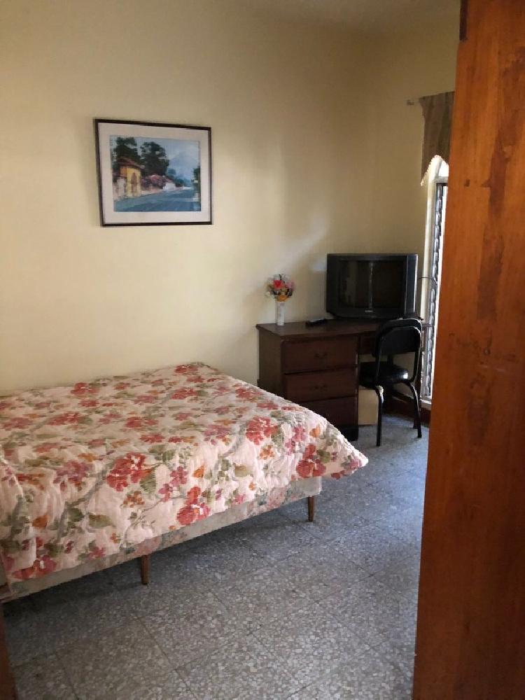 Casa en Venta Fuera de Garita en Zona 10 — foto 6