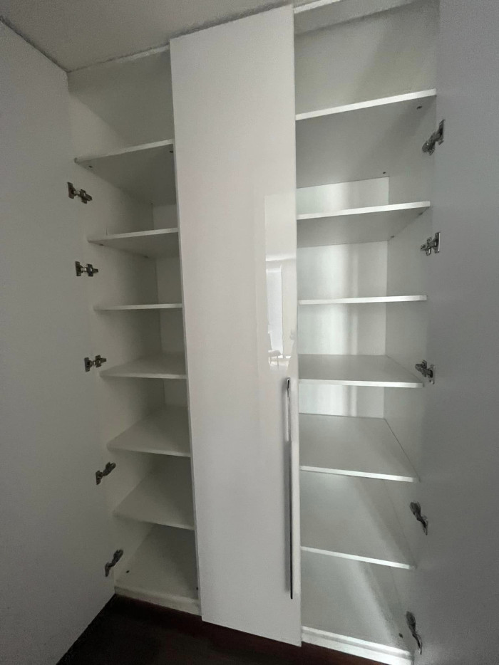 Apartamento Amueblado en Renta Zona 10 - Image 2