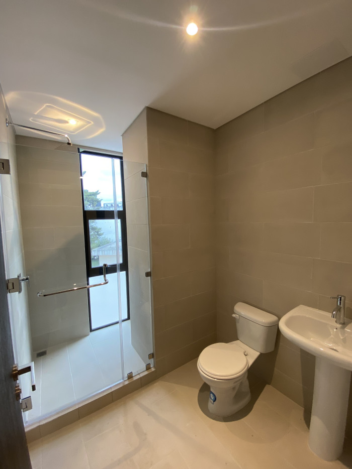 LUJOSO y EXCLUSIVO APARTAMENTO NUEVO EN VH2 - Miniatura 18