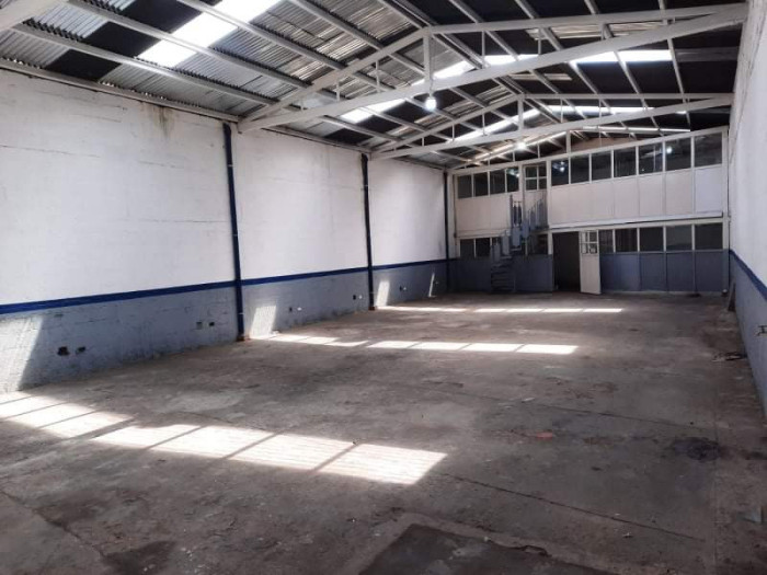 ALQUILO BODEGA EN ZONA 6 LA CUCHILLA