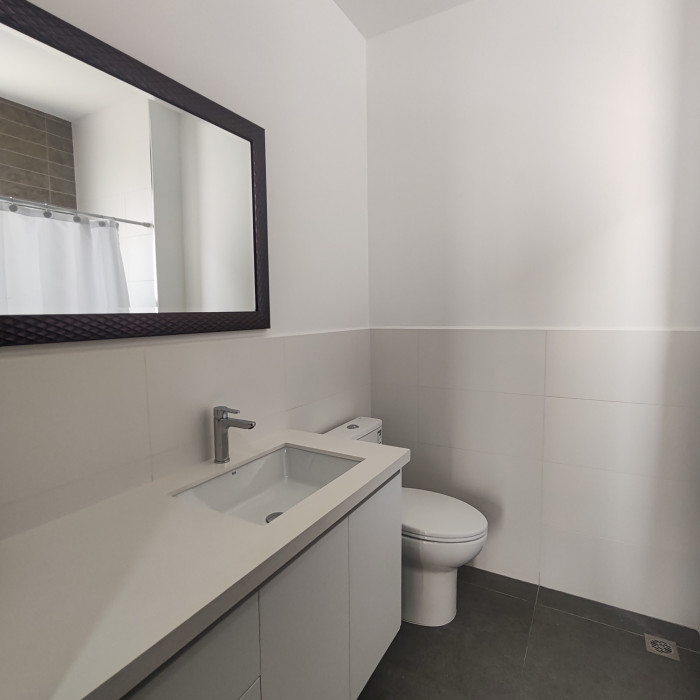 Apartamento en renta en Lirios de Cayala zona 16 - Miniatura 14