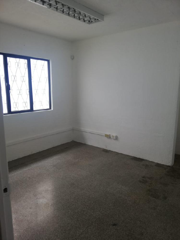 CASA EN RENTA EN ZONA 15 IDEAL PARA OFICINA — foto 6