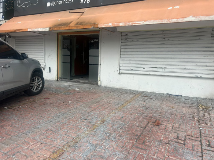 Local comercial en renta en Los Prados Primer piso - 3