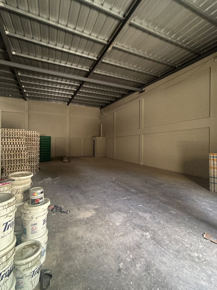 Nave Industrial en Alquiler Isabel Aguiar Herrera SDOE - 4