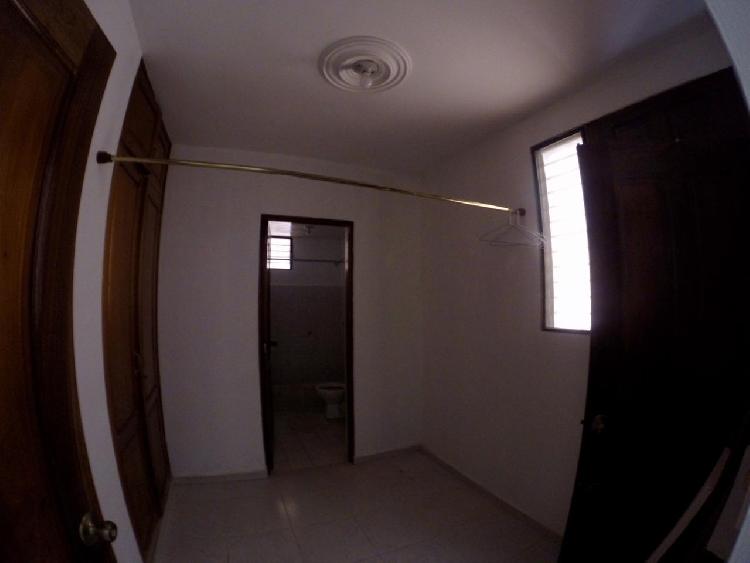 RESIDENCIAL EN EL SECTOR LA ROSALEDA (NO DISPONIBLE) — foto 2