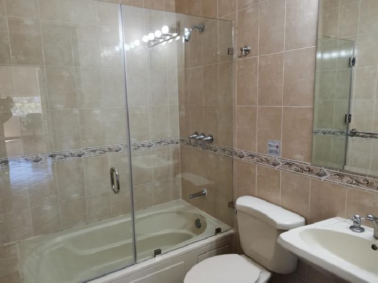 Rento amplio apartamento en exclusivo sector de zona 10 — foto 5