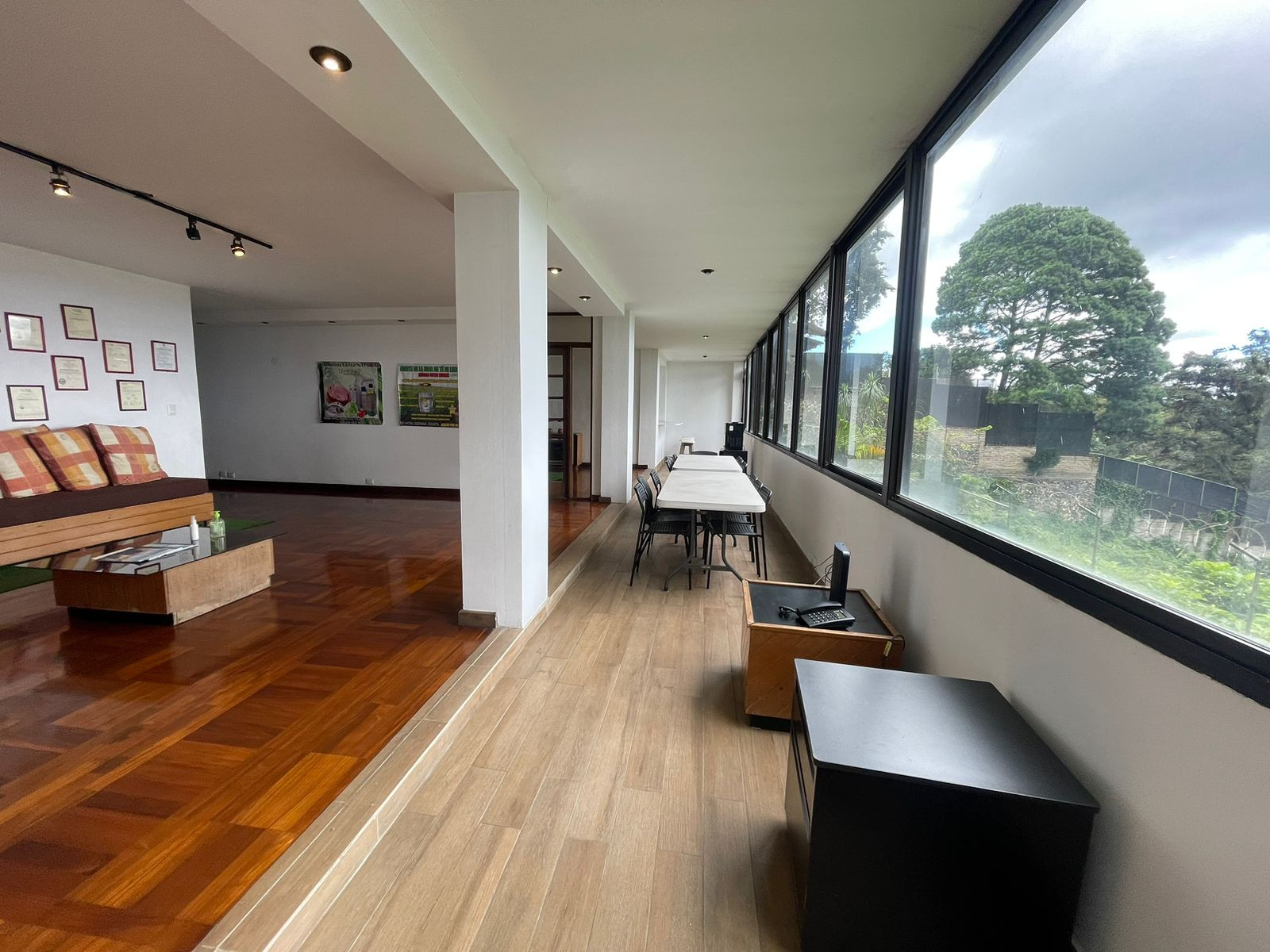 HERMOSA CASA EN RENTA Y VENTA ZONA 15