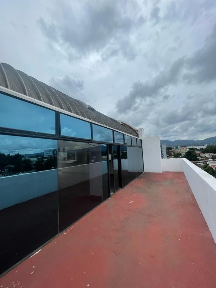 EDIFICIO EN #VENTA EN CALZADA ROOSEVELT - Image 4