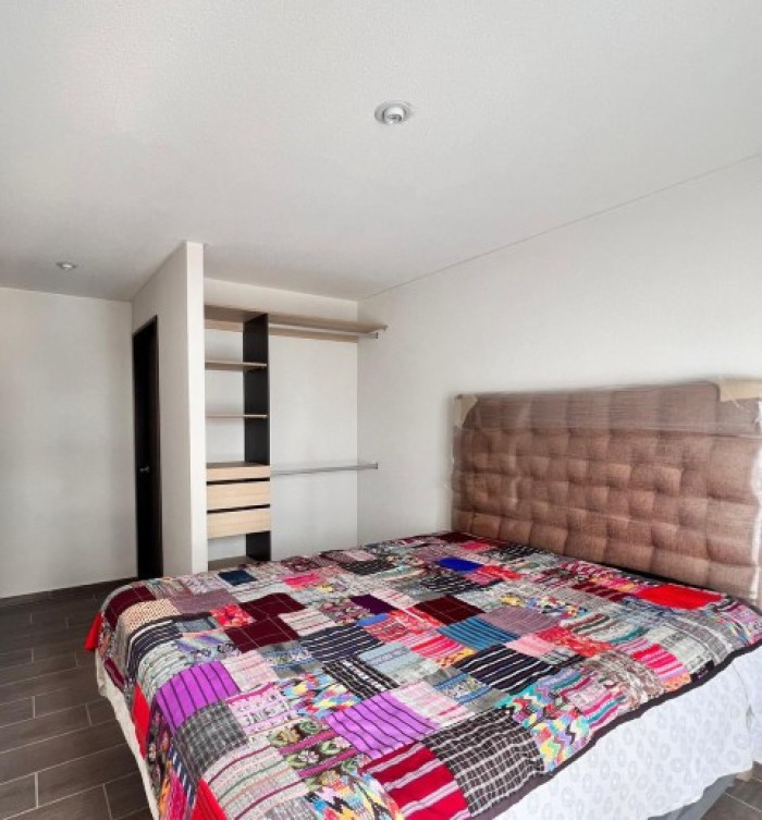 Apartamento Semi-Amueblado en Renta Parque Mateo Zona 7 — foto 9