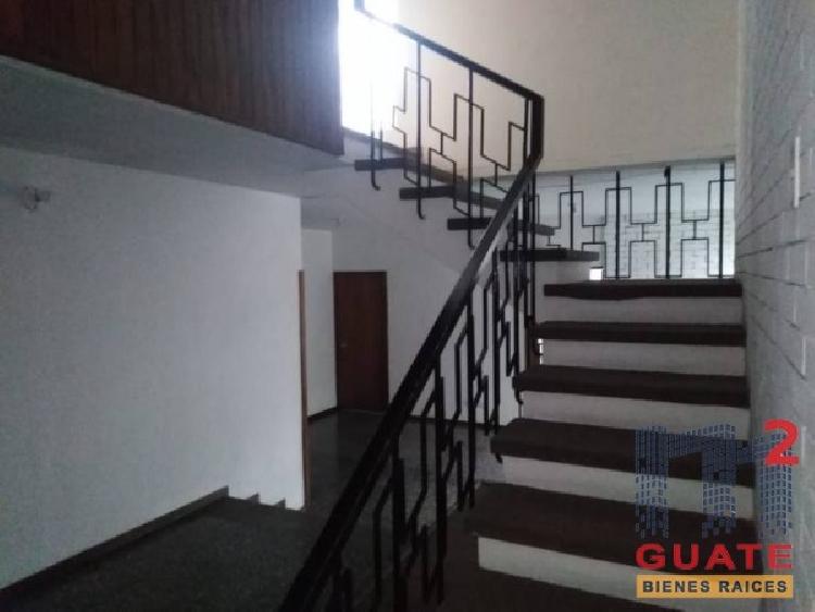 Casa de 500 m2 de construcción en Renta, Zona 09 — foto 3