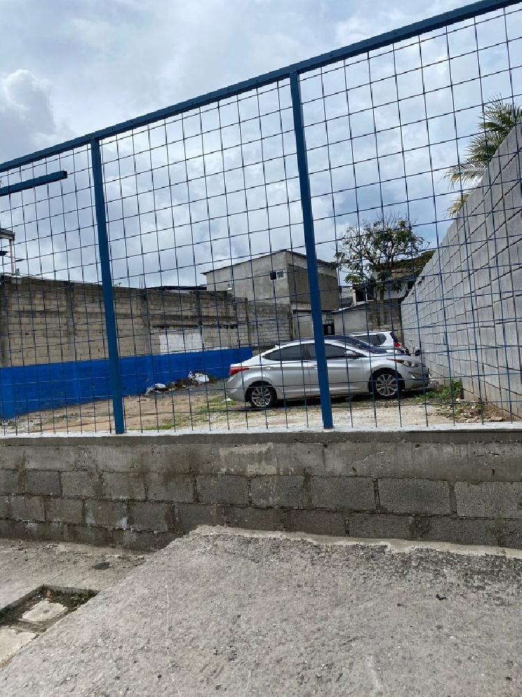 VENDO TERRENO SOBRE CALZADA SAN JUAN.