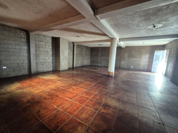 Edificio Comercial en Venta en Zona 7, Ciudad de Guatemala - Miniatura 2