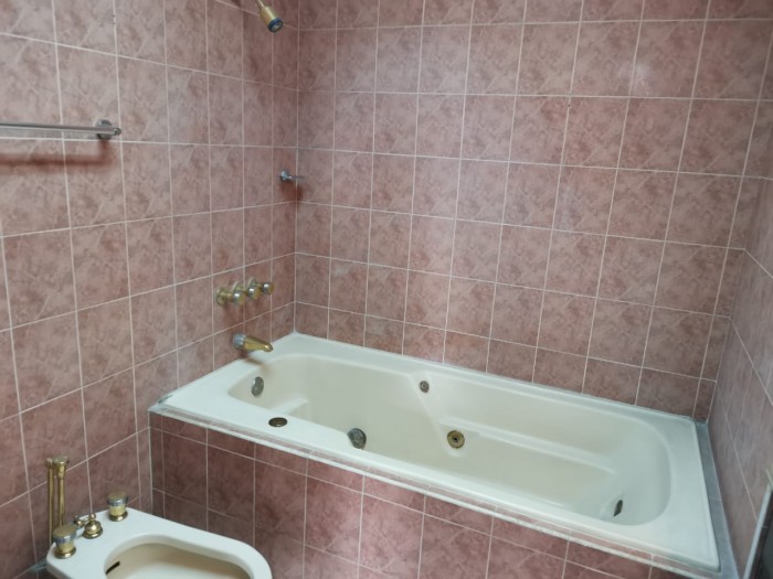 Rento cómodo y amplio apartamento en zona 14 — foto 15