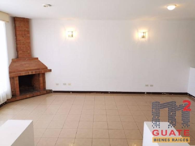 Casa de 365 m2 de construcción en Renta, Carretera a El