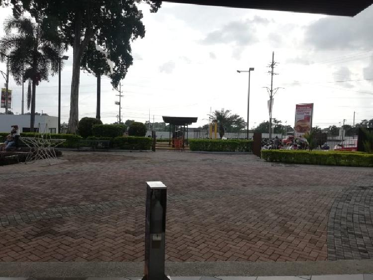 LOCAL COMERCIAL EN RENTA / VENTA EN PLAZA AMERICAS - 4