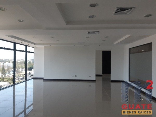 Oficina de 86.32 m2 de construcción en Renta, Zona 09