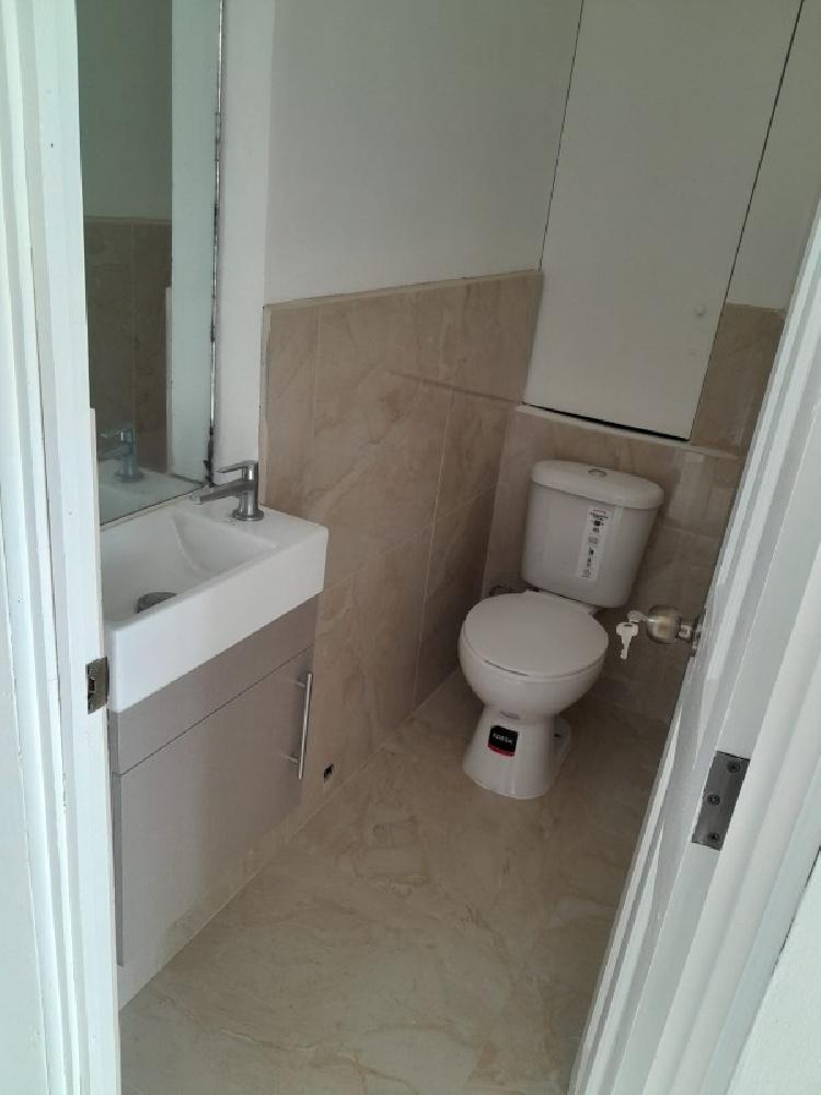 LOCAL EN VENTA DENTRO DE EDIFICIO, ZONA 15/MI - 4