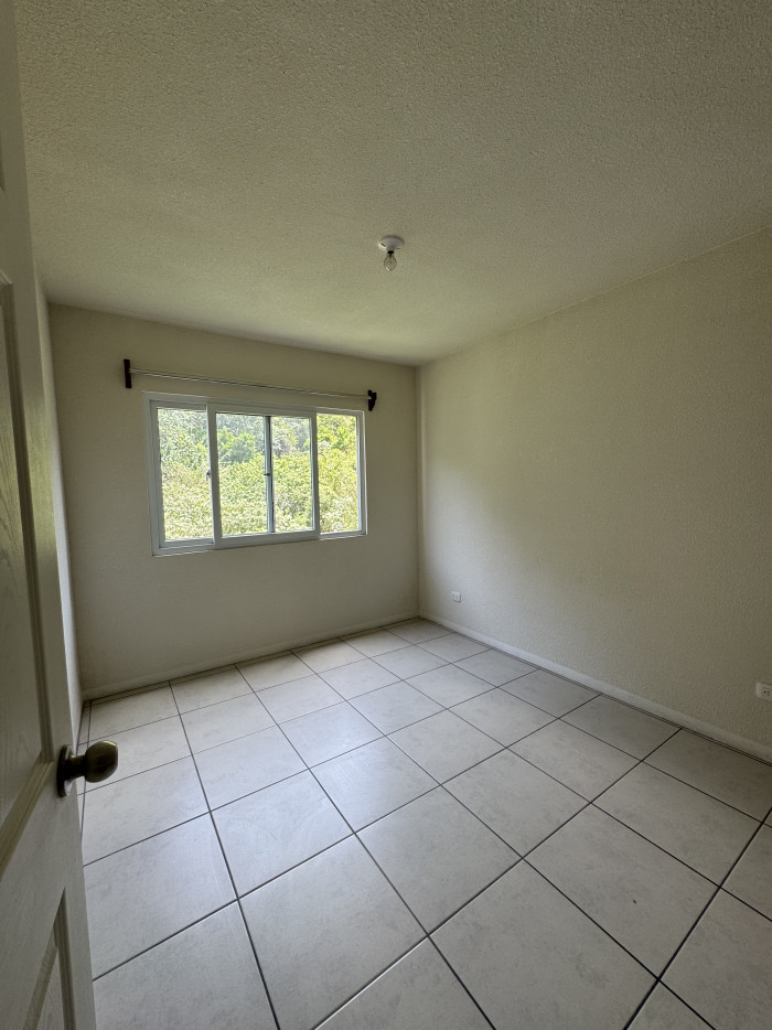 Vendo Apartamento en Edificio Entre Valles Villa Nueva - Miniatura 12