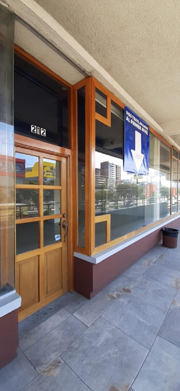 LOCAL COMERCIAL EN RENTA, ZONA 10 — foto 6