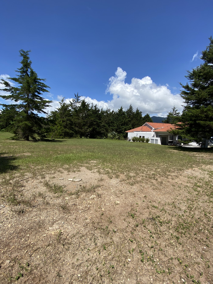 Terreno en hacienda nueva country club - Image 2