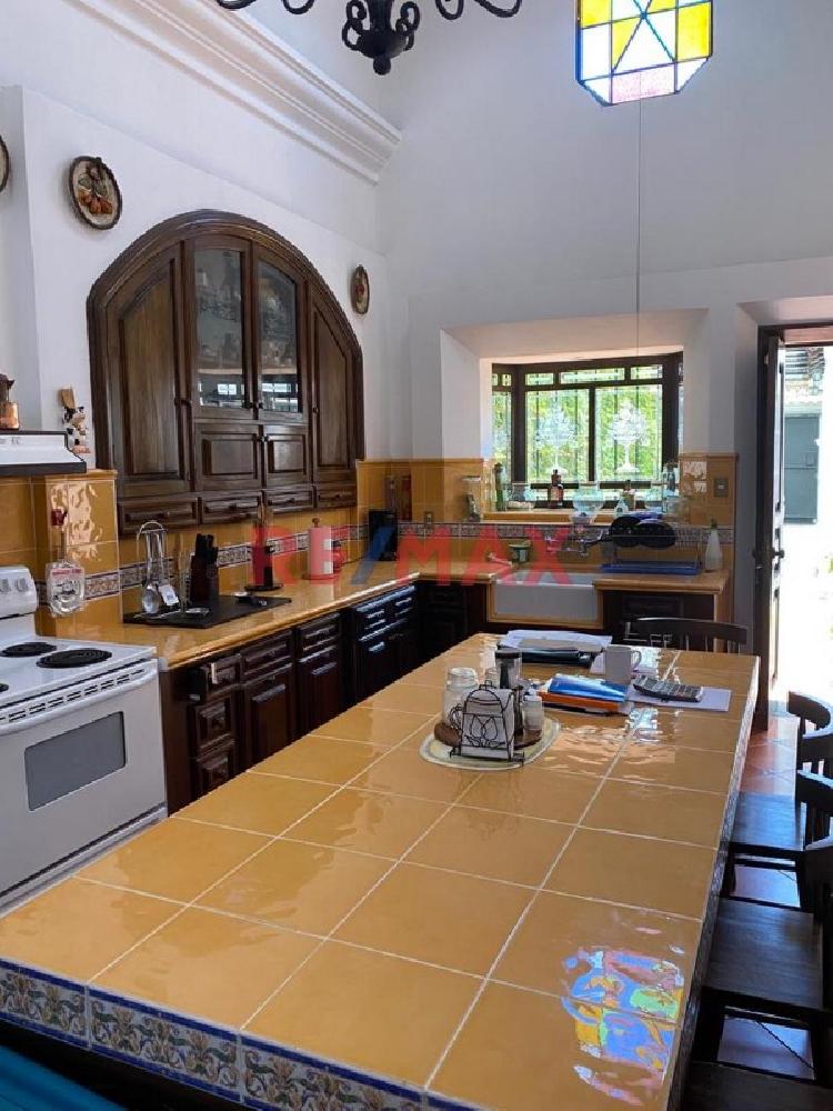 Casa Amueblada en Venta Panorama Antigua Guatemala — foto 5