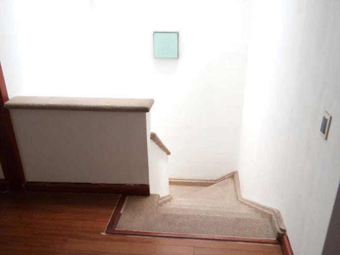HERMOSA CASA LA VILLA ZONA 14 - Image 2