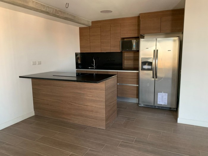 Apartamento en renta zona 14 cerca Europlaza - Image 5