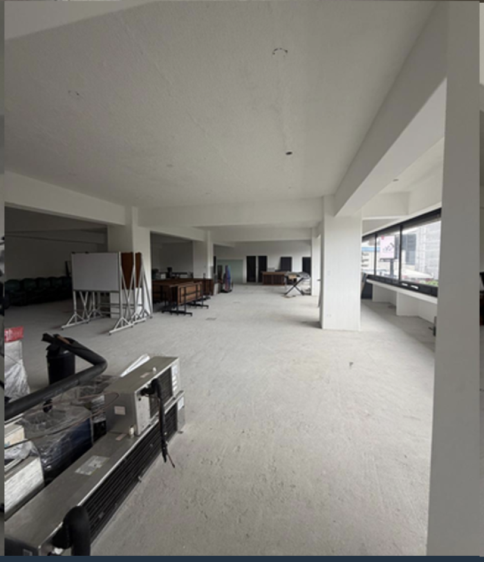 En renta oficina comercial en Zona 10