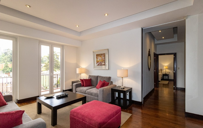 Plus Real Estate renta apartamento en zona 14