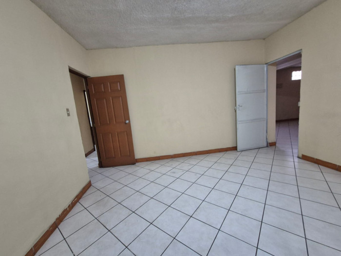 Edificio Comercial en Venta en Zona 7, Ciudad de Guatemala - Miniatura 10