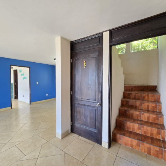 Casa en Venta con Vista Panorámica al Lago de Amatitlán - Miniatura 19