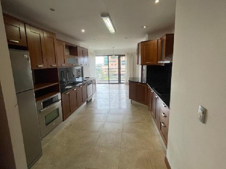 APARTAMENTO EN RENTA EN ZONA 14 — foto 4