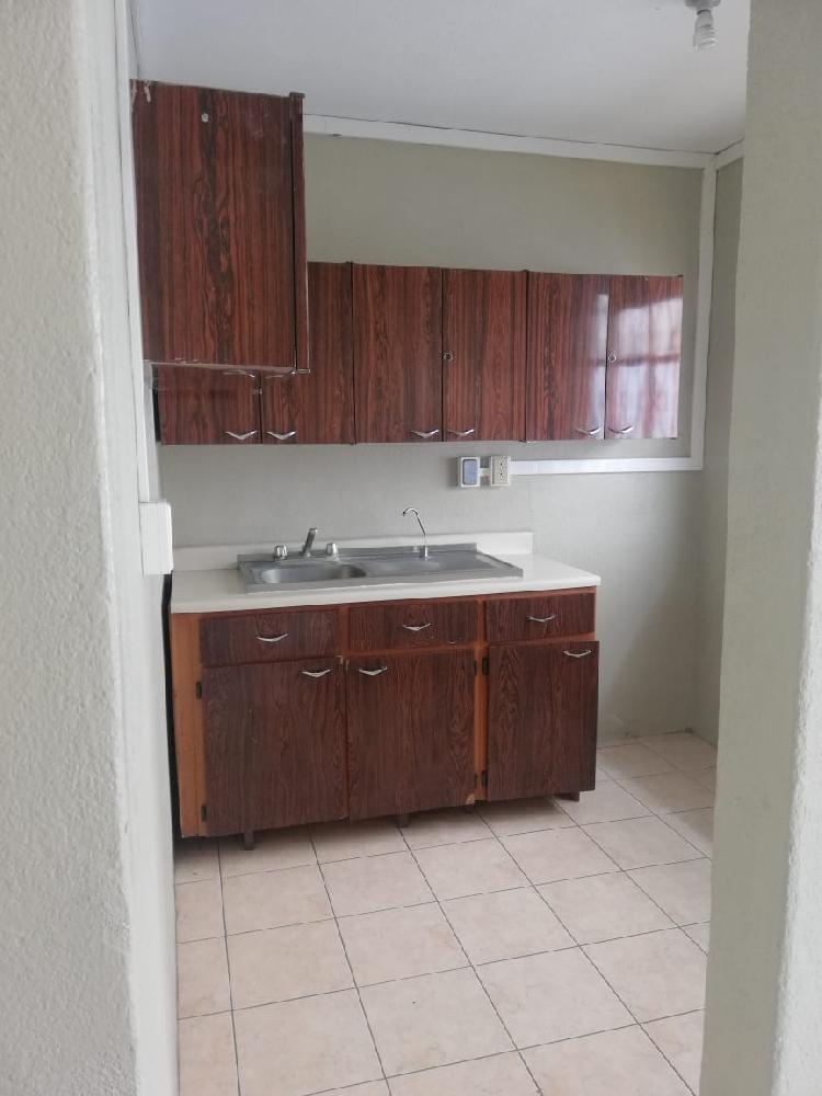 CASA EN RENTA EN ZONA 15 IDEAL PARA OFICINA — foto 9