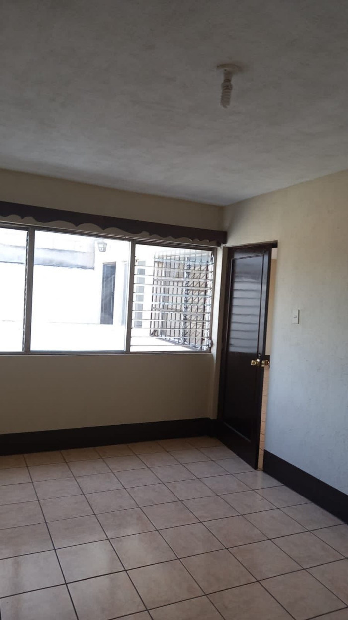 VENDO PROPIEDAD COLONIA ATLANTIDA ZONA 17