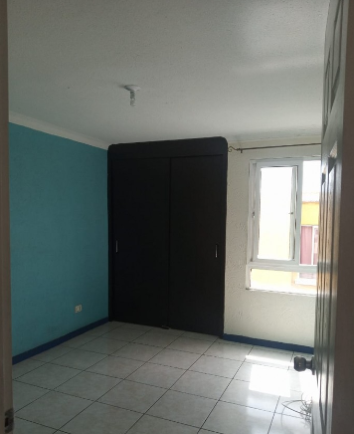 Casa en Residencial Florentina Zona 17 dos nivele - Image 4