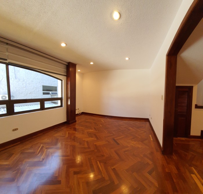 Alquiler de apartamentos en zona 10 Guatemala - Image 2