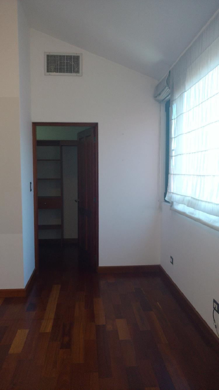 APARTAMENTO EN RENTA ZONA 14 — foto 7