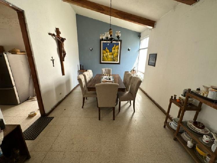 CASA EN VENTA EN ZONA 14 — foto 3