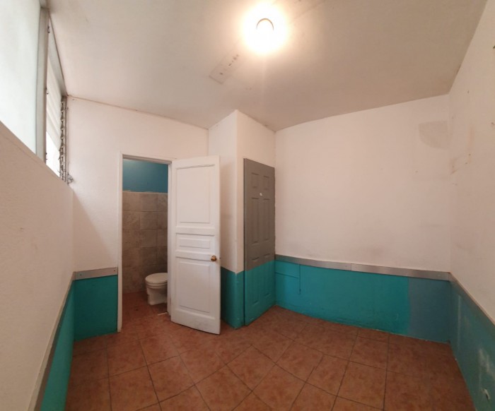 Casa en renta para negocio en zona 13 Av Las Américas — foto 9