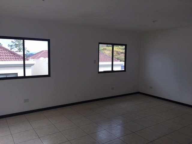 Remato casa en Zona 16 SAN ISIDRO — foto 8