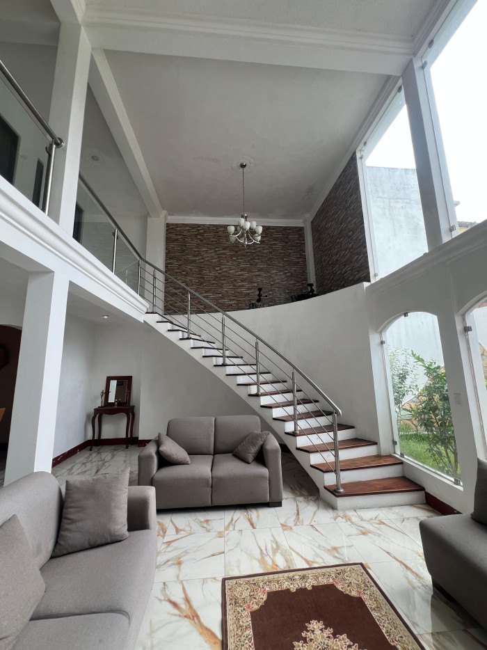 Hermosa Casa moderna en Venta a 10 minutos de Antigua - Image 4