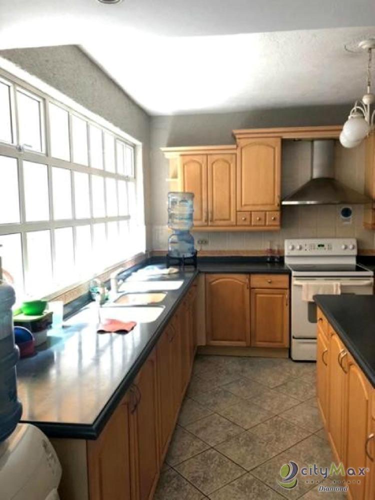 Casa en Venta y Alquiler en Zona 10, Ciudad Guatemala - Miniatura 7